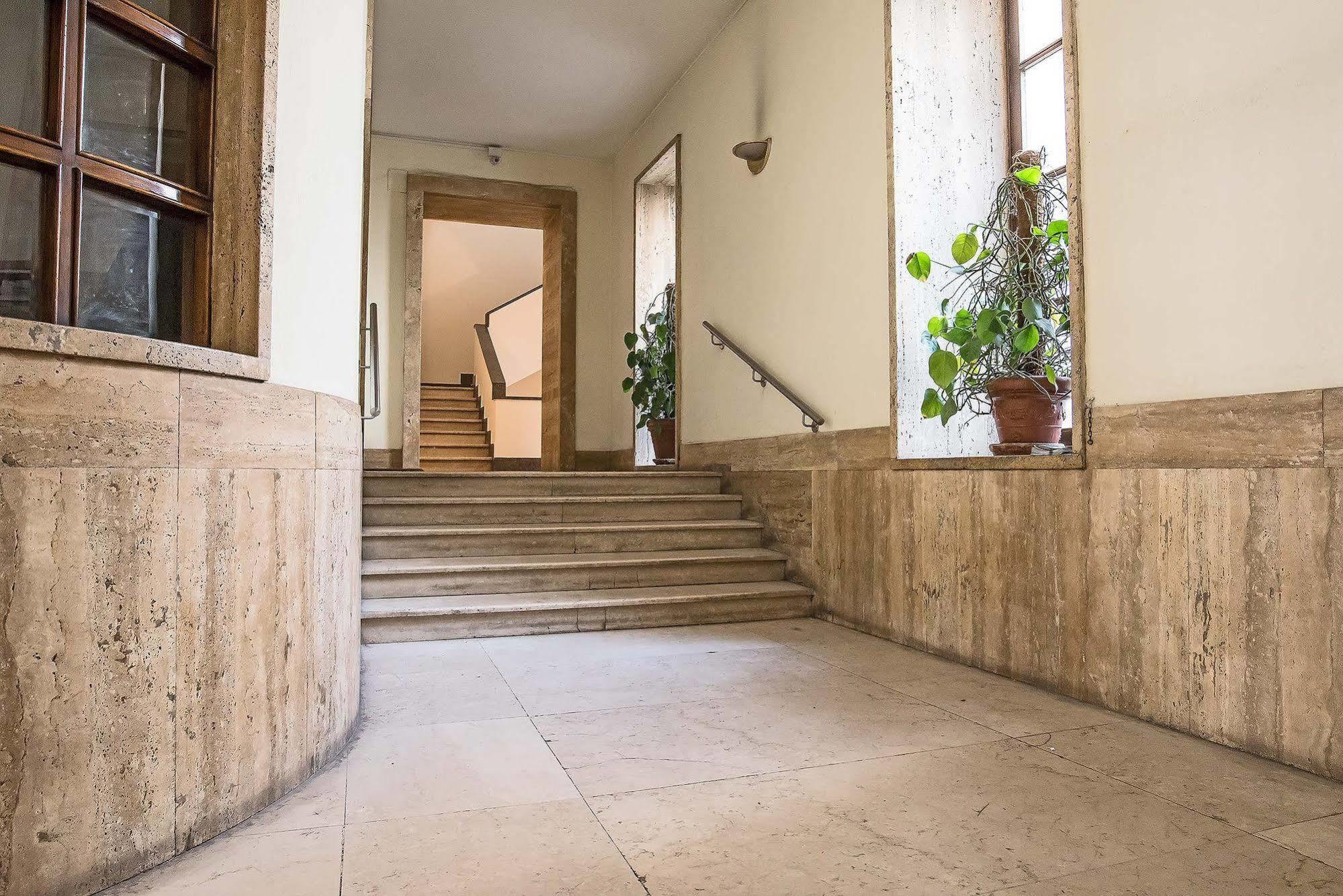 94Rooms Vatican Guest House - Vigliena ローマ エクステリア 写真